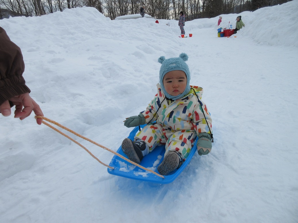 2月18日のにじいろサークルは雪遊びでした☃