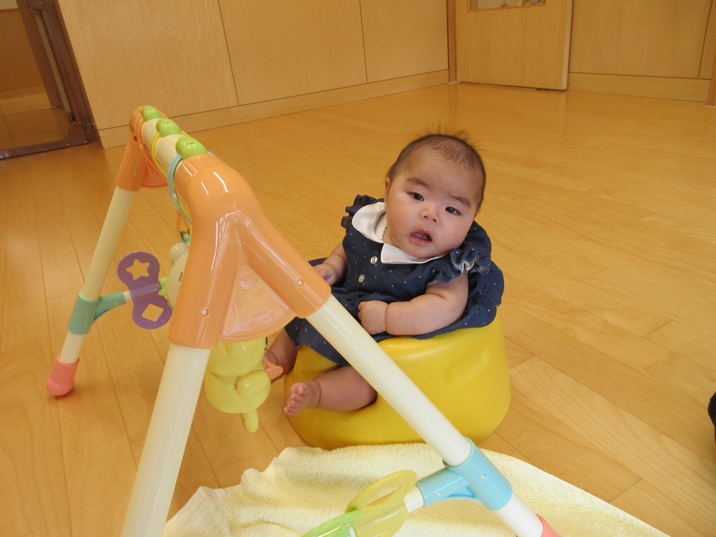 8月26日。今日のにじいろサークルは消防士さんから救急蘇生法をまなびました!その間、遊んでいるひとコマ📷✨
